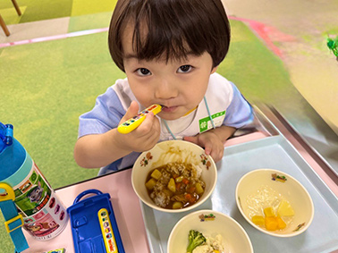 給食