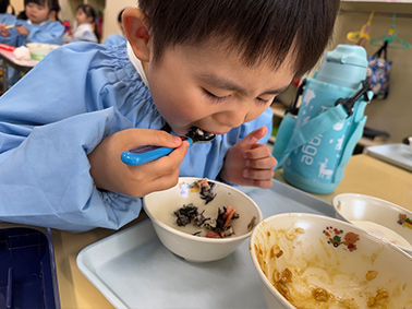 給食